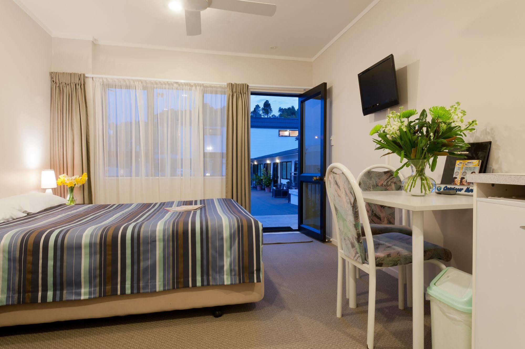 Outrigger Motel Paihia Esterno foto